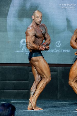 CLASSIC  PHYSIQUE новички